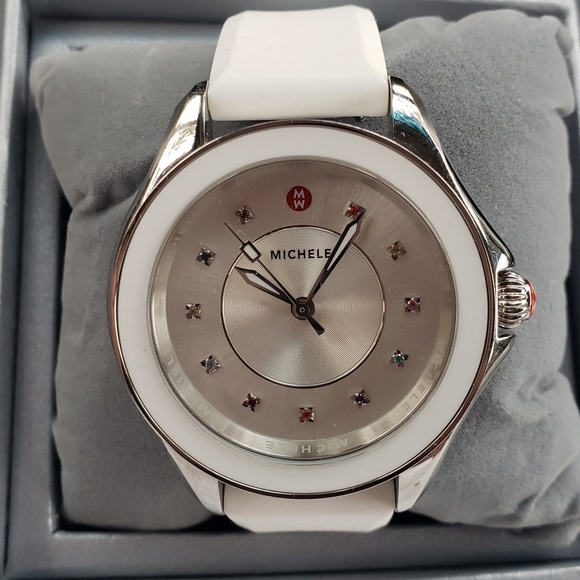 Michelle watch - Picture 1 of 2